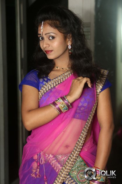 Jaya-Harika-at-Nenu-Naa-Friends-Movie-Audio-Launch